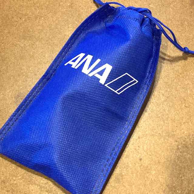 ANA(全日本空輸)(エーエヌエー(ゼンニッポンクウユ))のANA   おもちゃ　木製タングラム キッズ/ベビー/マタニティのおもちゃ(知育玩具)の商品写真