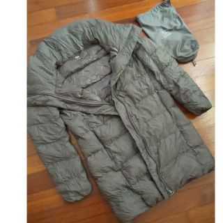 ユニクロ(UNIQLO)のユニクロ ウルトラライトダウンコートレディース M (ダウンコート)
