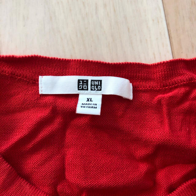 UNIQLO(ユニクロ)のユニクロUNIQLO赤カーディガン レディースのトップス(カーディガン)の商品写真