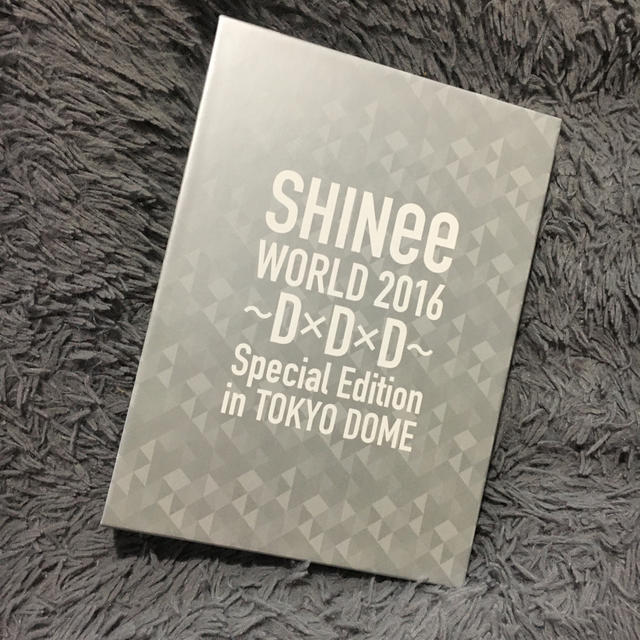 SHINee(シャイニー)のSHINee　WORLD　2016～D×D×D～　Special　Edition エンタメ/ホビーのDVD/ブルーレイ(ミュージック)の商品写真