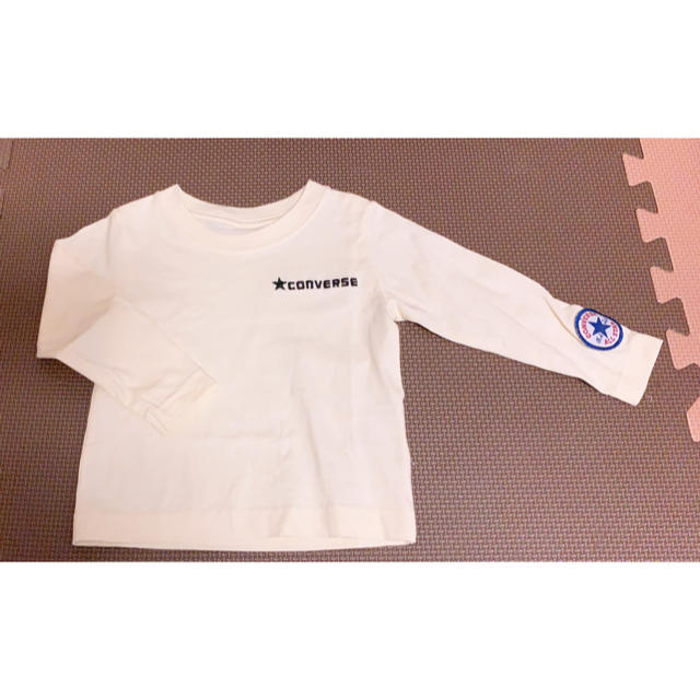 CONVERSE(コンバース)の長袖Tシャツ　80サイズ キッズ/ベビー/マタニティのベビー服(~85cm)(Ｔシャツ)の商品写真