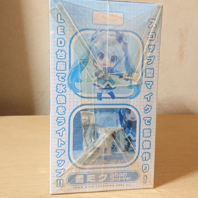 GOOD SMILE COMPANY(グッドスマイルカンパニー)の雪ミク ふわふわコートver. 初音 ミク ねんどろいど エンタメ/ホビーのフィギュア(アニメ/ゲーム)の商品写真