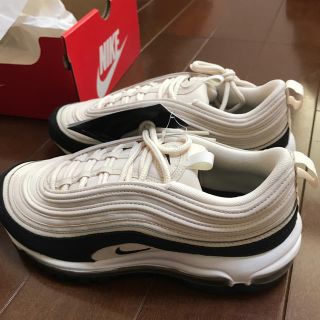 ナイキ(NIKE)のNIKE エアマックス 97 PRM ベージュ　24.5(スニーカー)