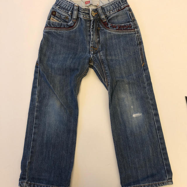 DIESEL(ディーゼル)のDIESEL KIDS デニム　サイズ3 値下げ800円→650円 キッズ/ベビー/マタニティのキッズ服男の子用(90cm~)(パンツ/スパッツ)の商品写真