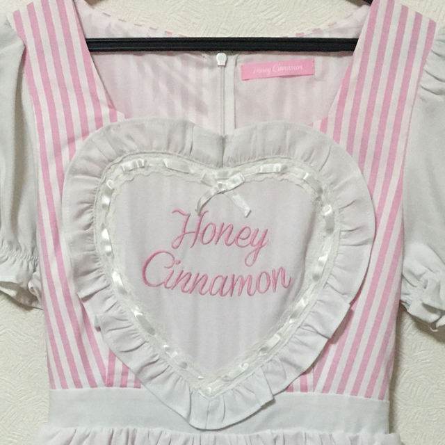 Honey Cinnamon(ハニーシナモン)の★最終⭐︎ハニーシナモンワンピース☆値下★ レディースのワンピース(ミニワンピース)の商品写真