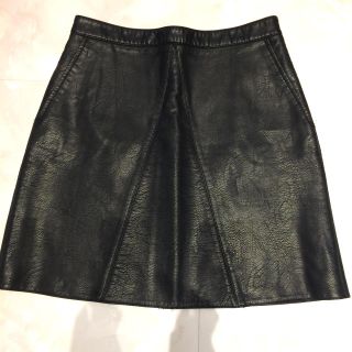 ザラ(ZARA)のZARA BASIC  レザースカート(ひざ丈スカート)