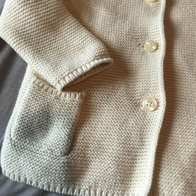 babyGAP(ベビーギャップ)のギャップベビー　クマ耳ニットパーカー キッズ/ベビー/マタニティのベビー服(~85cm)(カーディガン/ボレロ)の商品写真