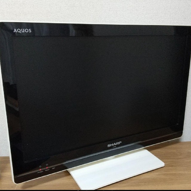 AQUOS(アクオス)のSHARP AQUOS 22型テレビ ハードディスクつき スマホ/家電/カメラのテレビ/映像機器(テレビ)の商品写真