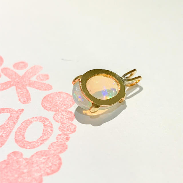 k14gf 宝石質　エチオピア産　オパール　ペントップ　10×8mm ハンドメイドのアクセサリー(ネックレス)の商品写真