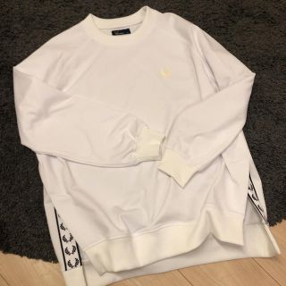 フレッドペリー(FRED PERRY)のフレッドペリー　プルオーバースウェット トレーナー(スウェット)