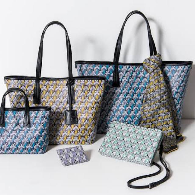 GOYARD(ゴヤール)の値下&送料込！　タグ付未使用品　リバティロンドン＆森口邦彦コラボ　トートバッグ レディースのバッグ(トートバッグ)の商品写真