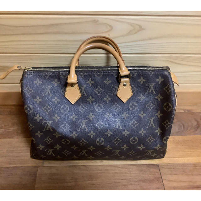 LOUIS VUITTON モノグラムミニスピィーディ　ストラップ付き♪