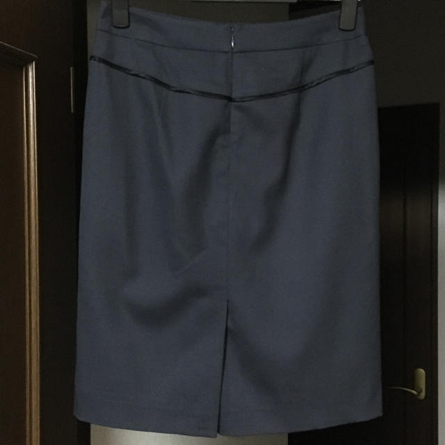 ボタン付き2WAYタイトスカート レディースのスカート(ひざ丈スカート)の商品写真