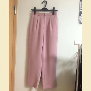 スナイデル(SNIDEL)のシンプルタックパンツ(カジュアルパンツ)