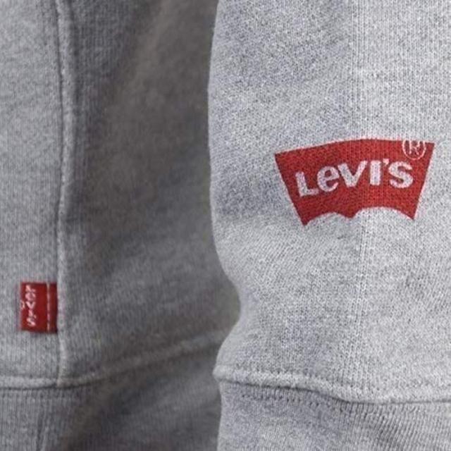 Levi's(リーバイス)の新品 リーバイス×ミッキー コラボ パーカー Mサイズ メンズのトップス(パーカー)の商品写真