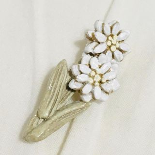 ミナペルホネン(mina perhonen)のペコさん専用　toitoi two  flower brooch トワトワ(コサージュ/ブローチ)