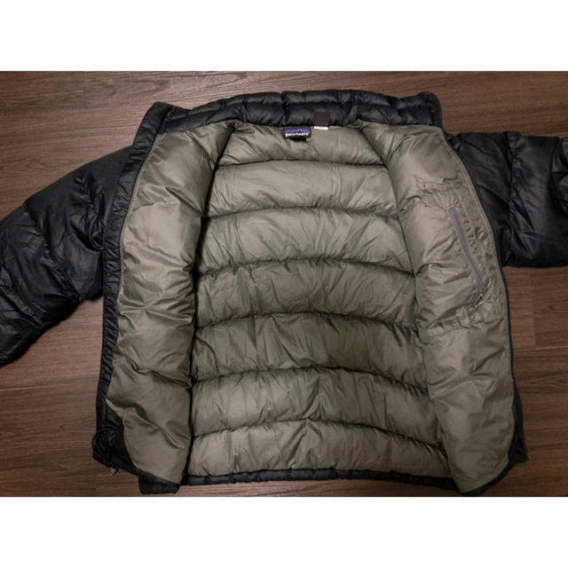 patagonia(パタゴニア)のPatagonia ダウンジャケット　黒　ブラック メンズのジャケット/アウター(ダウンジャケット)の商品写真