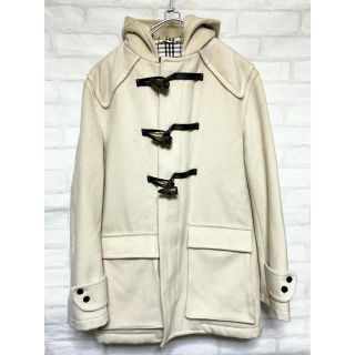 バーバリーブラックレーベル(BURBERRY BLACK LABEL)のバーバリーブラックレーベル　ベージュ　ダッフルコート　ノバチェック　ホワイト系(ダッフルコート)