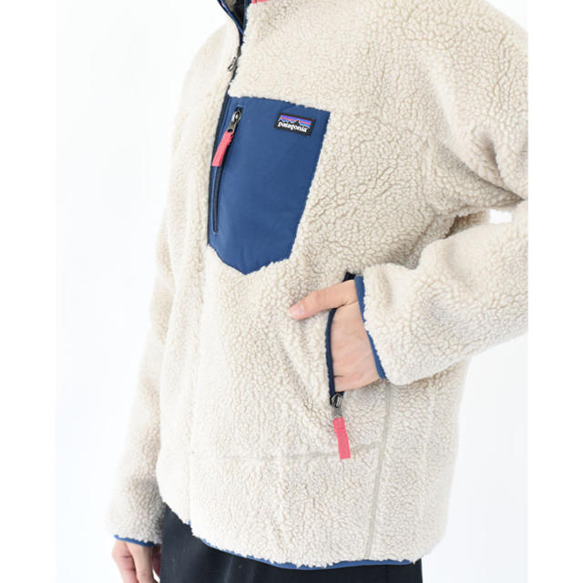 patagonia(パタゴニア)の⭐︎ パタゴニア　キッズ　レトロx   新品未使用　サイズxxl ⭐︎ レディースのジャケット/アウター(ブルゾン)の商品写真