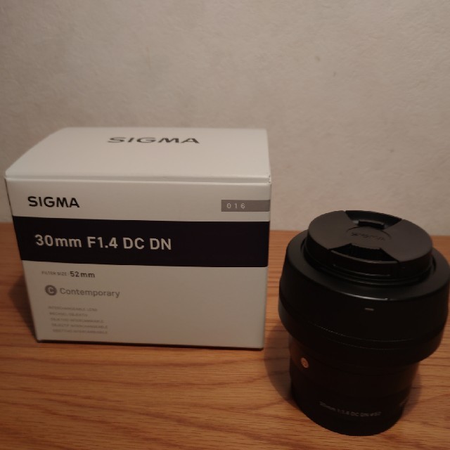 SIGMA 30mm F1.4 DC DN Contemporary016