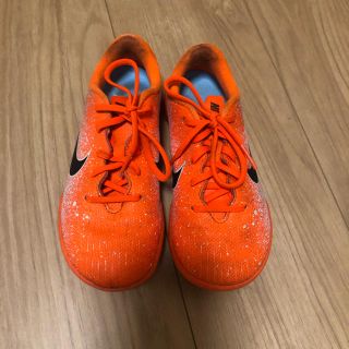 ナイキ(NIKE)のナイキ　子供サッカーシューズりんりん様専用(スニーカー)