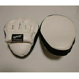 LFORCE SUPER PUNCHING MITTS パンチングミット(トレーニング用品)