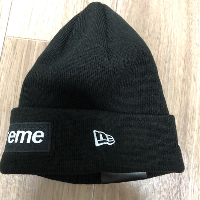 Supreme NewEra Box Logo Beanie ビーニー ニット帽 メンズの帽子(ニット帽/ビーニー)の商品写真