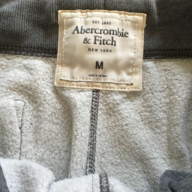 Abercrombie&Fitch(アバクロンビーアンドフィッチ)のアバクロ スウェットショーツ 美品 メンズのパンツ(ショートパンツ)の商品写真