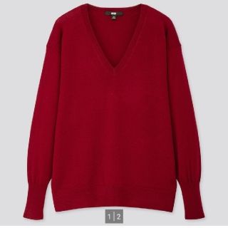 ユニクロ(UNIQLO)のユニクロ　Vネックニット(ニット/セーター)