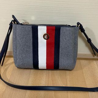 トミーヒルフィガー(TOMMY HILFIGER)のトミーヒルフィガー　ショルダーバッグ(ショルダーバッグ)