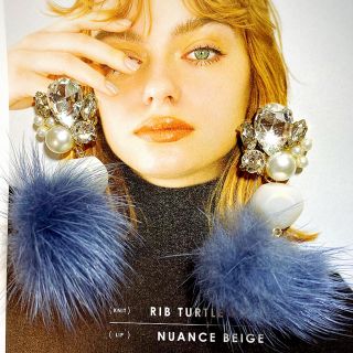 ザラ(ZARA)のピアス　イヤリング　ハンドメイド　ミンクファー　ブルーグレー　パール　ビジュー(ピアス)