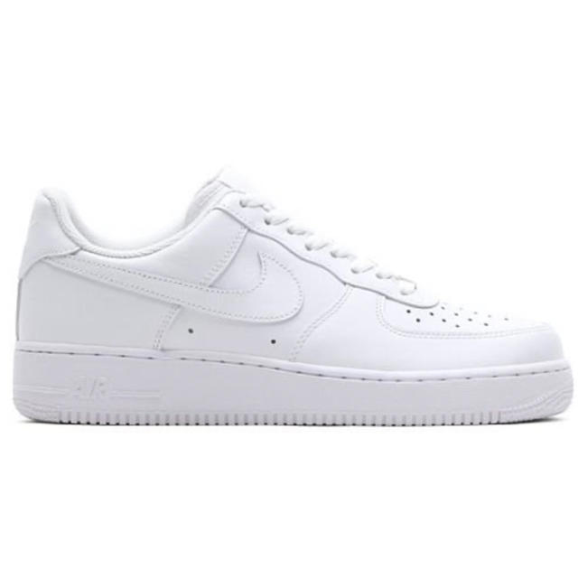 いシーンで NIKE - 新品 NIKE ナイキ エアフォース 1 ’07 27cm ホワイトの通販 by shimashima's shop|ナイキならラクマ されていま