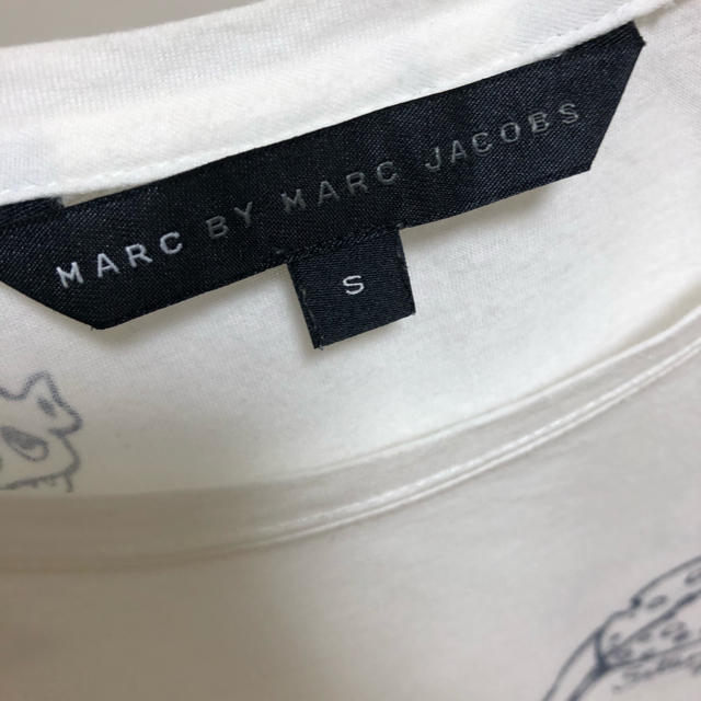 MARC BY MARC JACOBS(マークバイマークジェイコブス)のMARC JACOBS Tシャツ プリント　白 レディースのトップス(Tシャツ(半袖/袖なし))の商品写真