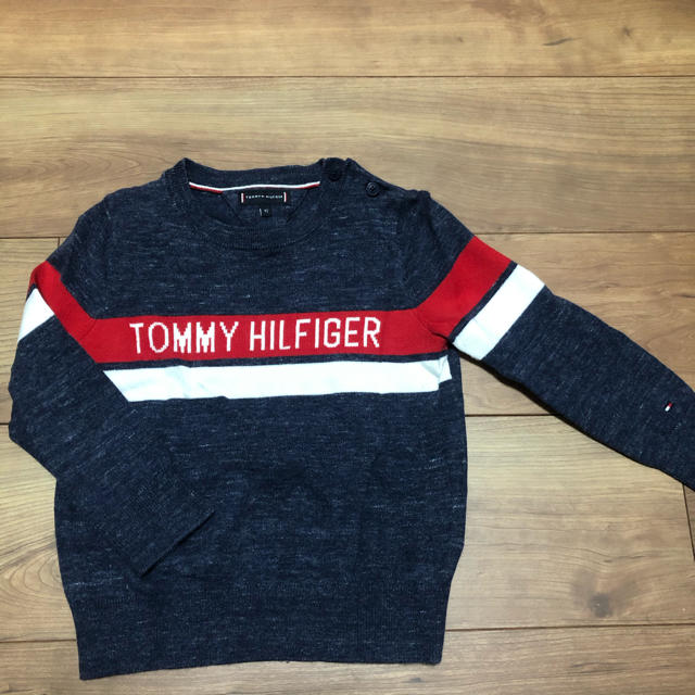 TOMMY HILFIGER(トミーヒルフィガー)の薄手ニット キッズ/ベビー/マタニティのキッズ服男の子用(90cm~)(ニット)の商品写真