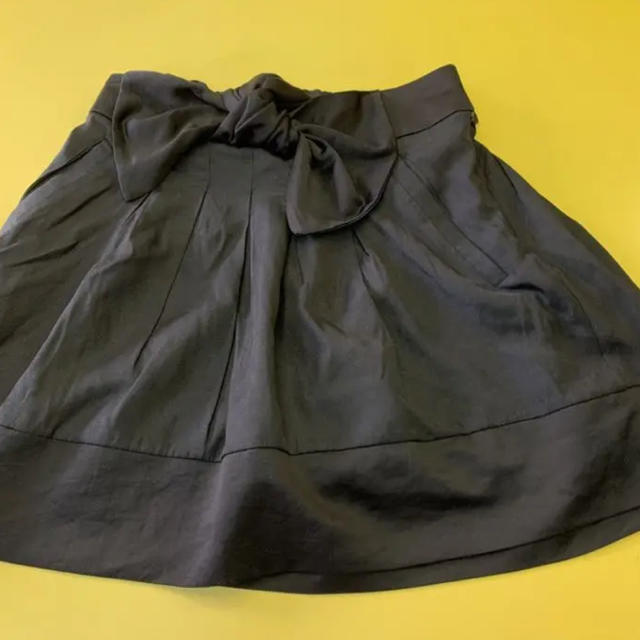 LOVELESS(ラブレス)のラブレス　スカート34  黒    レディースのスカート(ひざ丈スカート)の商品写真