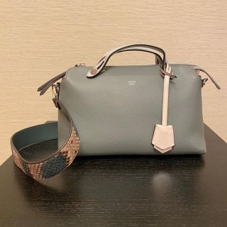 フェンディ(FENDI)の★美品★ FENDI By the Way （パイソンストラップユー付き）(ショルダーバッグ)