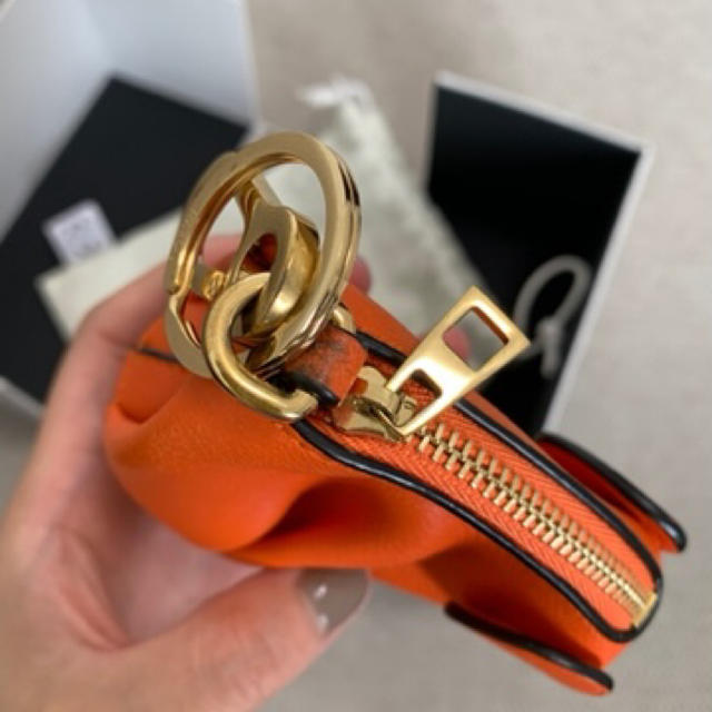 LOEWE(ロエベ)のloewe ロエベ  エレファントチャーム レディースのファッション小物(キーホルダー)の商品写真