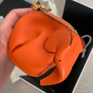 ロエベ(LOEWE)のloewe ロエベ  エレファントチャーム(キーホルダー)