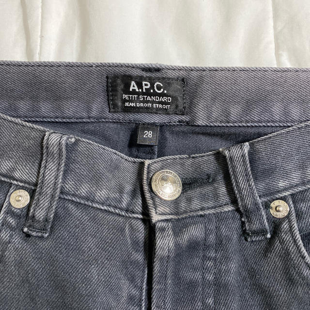 A.P.C.  PETIT STANDARD JEAN DROIT ETROIT