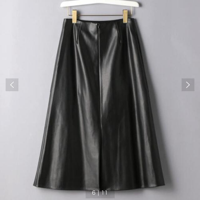 TOMORROWLAND(トゥモローランド)のVONDEL  フェイクレザースカート レディースのスカート(ロングスカート)の商品写真