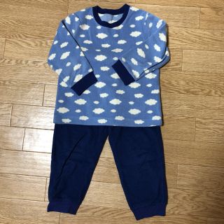 ユニクロ(UNIQLO)のユニクロ パジャマ 100cm フリース 雲柄 ふわふわ もこもこ(パジャマ)