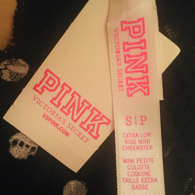 Victoria's Secret(ヴィクトリアズシークレット)の【新品未使用】【さらにお値下げ】ビクシー PINK T back ショーツ レディースの下着/アンダーウェア(ショーツ)の商品写真