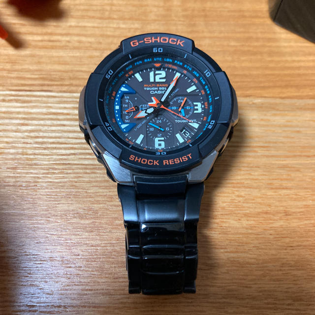 G-SHOCK(ジーショック)のG-SHOCK スカイコックピット GW-3000M-4A メタルバンド メンズの時計(腕時計(アナログ))の商品写真