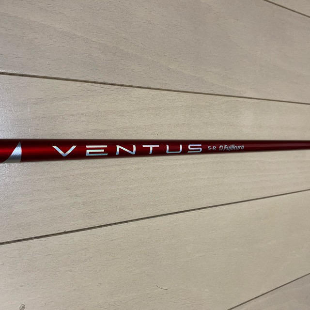 フジクラ　VENTUS 5R テーラーメイドスリーブ付き