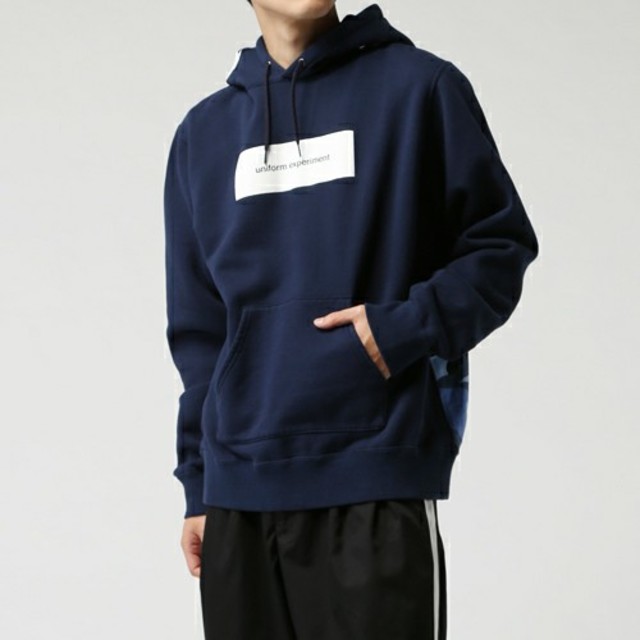 uniform experiment(ユニフォームエクスペリメント)のuniform experiment BACK END PANEL HOODY メンズのトップス(パーカー)の商品写真