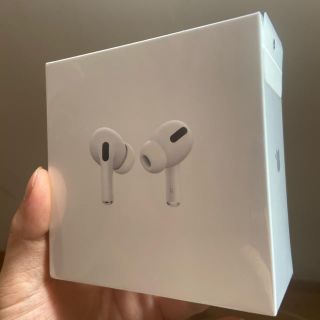 新品未開封　Apple AirPods Pro MWP22J/A シリアル確認済