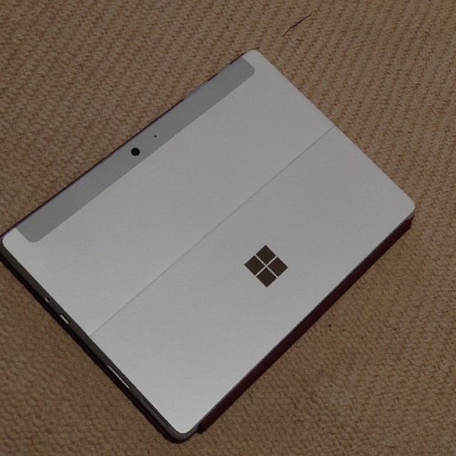 Microsoft(マイクロソフト)のsurface GO ふみふみさん専用 スマホ/家電/カメラのPC/タブレット(ノートPC)の商品写真