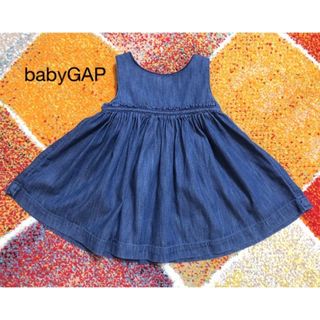 ギャップ(GAP)の【美品】babyGAPデニムワンピーススカート70サイズ(ワンピース)