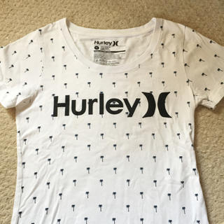 ハーレー(Hurley)のHurley☆ヤシの木柄Tシャツ☆(Tシャツ(半袖/袖なし))
