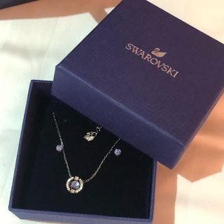 スワロフスキー(SWAROVSKI)のスワロフスキー　ネックレスピアスセット(ネックレス)